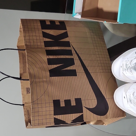 Nike SB Alleyoops, size 10.5M - Picture 5 of 5